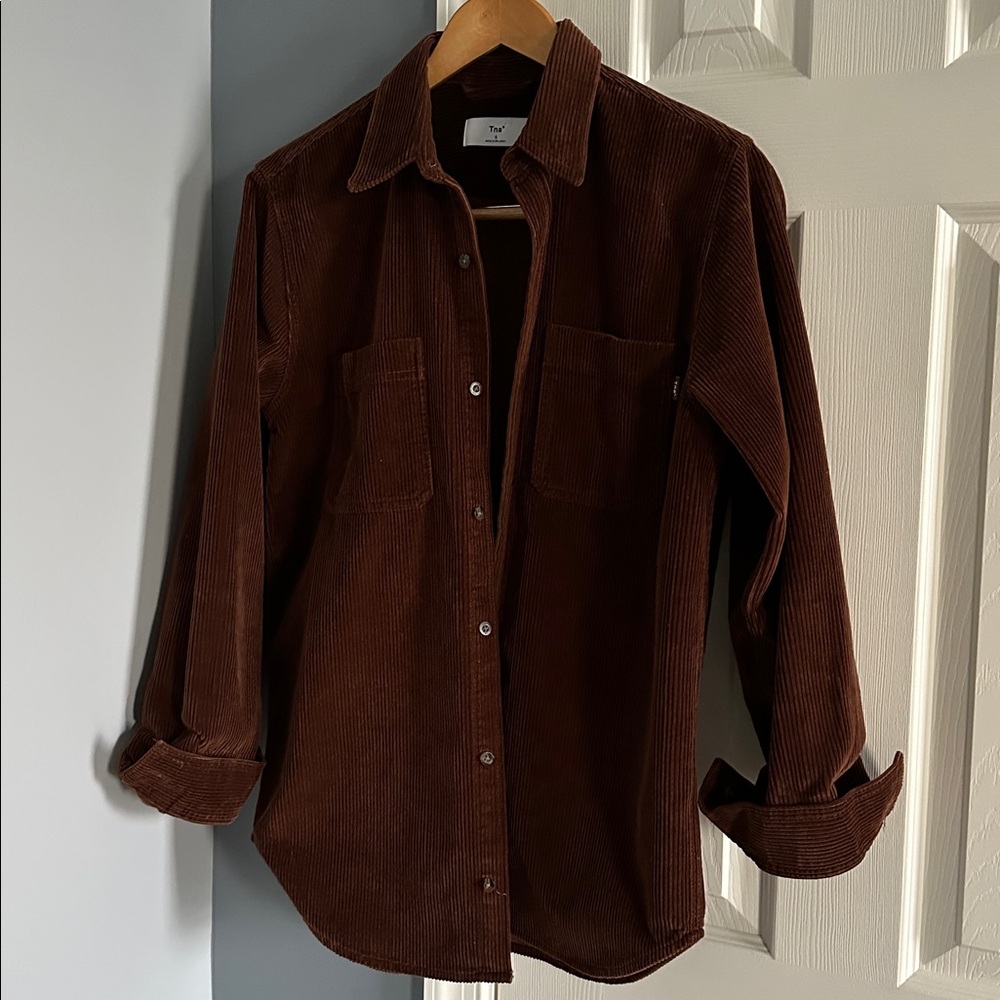 Aritzia TNA Concourse Button Up Corduroy Oversize shirt jacket in Brown small